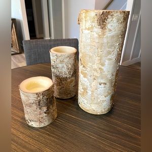 3 faux wood candles, 1 electric/2 actual candles
